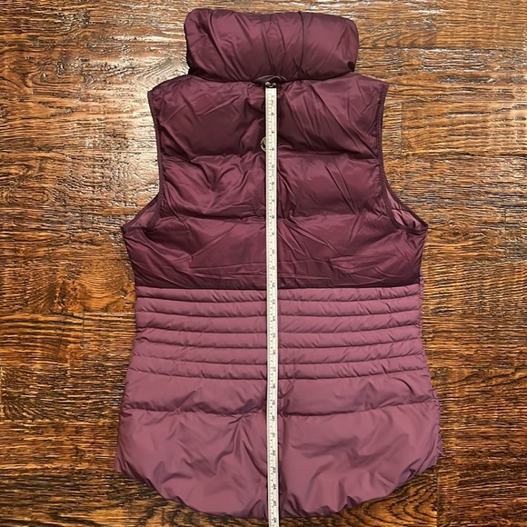 Lululemon down - Picture 9 of 9